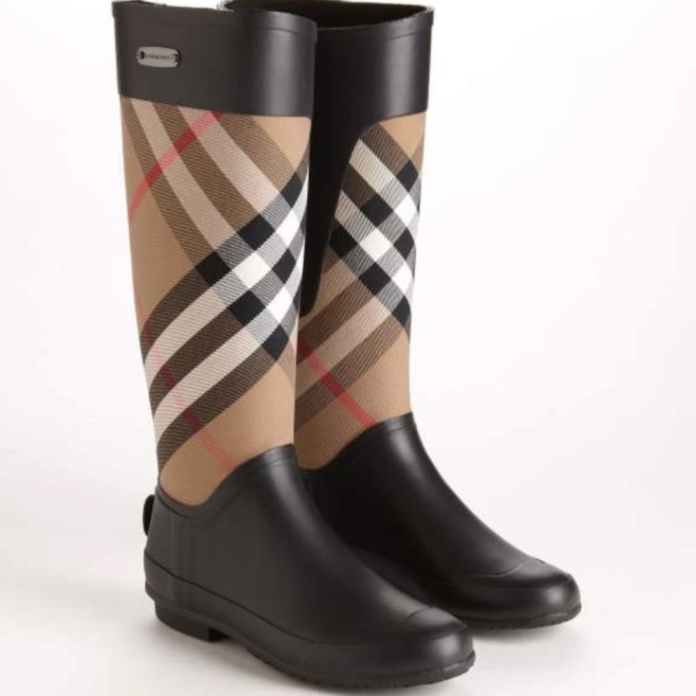 Burberry Rain Boots GREAT Condition